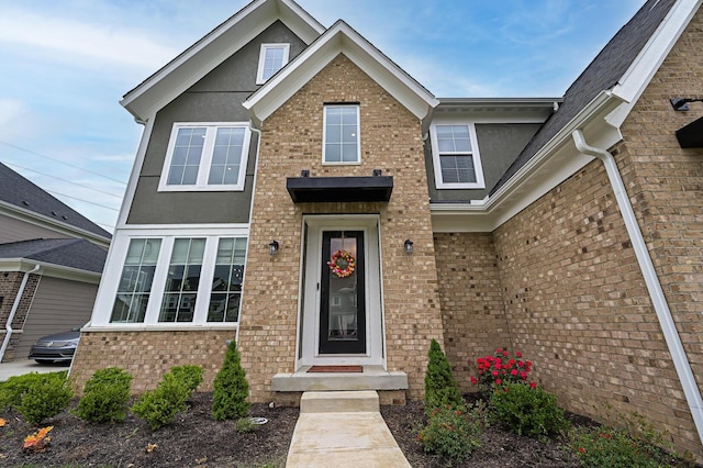 2733 Sycamore Trce, Hilliard, OH 43026 - property entrance featuring brick siding and stucco siding