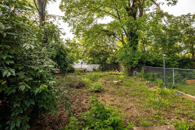 3102 Lehman Rd, Cincinnati, OH 45204 - view of yard