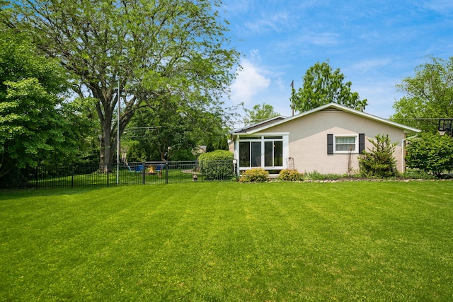 2175 Ridgeview Rd, Upper Arlington, OH 43221 - view of yard