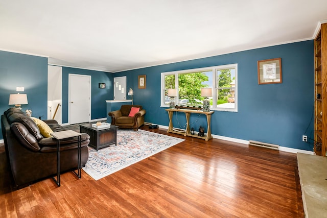2175 Ridgeview Rd, Upper Arlington, OH 43221 - living area with wood finished floors, baseboards, and ornamental molding