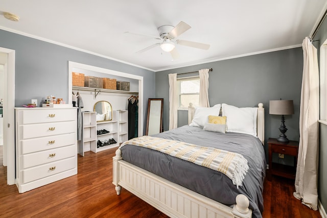 2175 Ridgeview Rd, Upper Arlington, OH 43221 - bedroom featuring wood finished floors, ornamental molding, and a ceiling fan