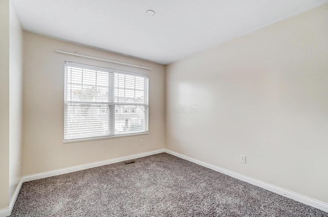 2697 Rinaldi Dr, Columbus, OH 43219 - spare room featuring carpet floors and baseboards