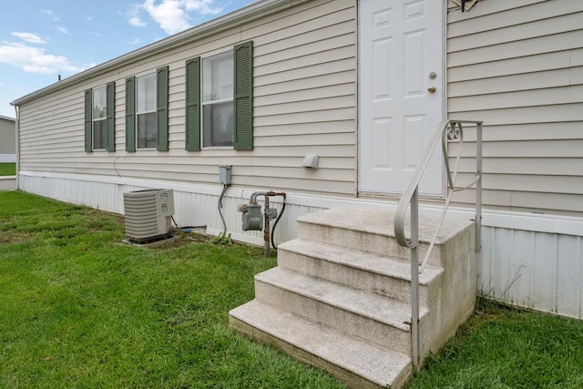 8 Winter Pine Dr, Delaware, OH 43015 - exterior view of a cooling unit and gas meter