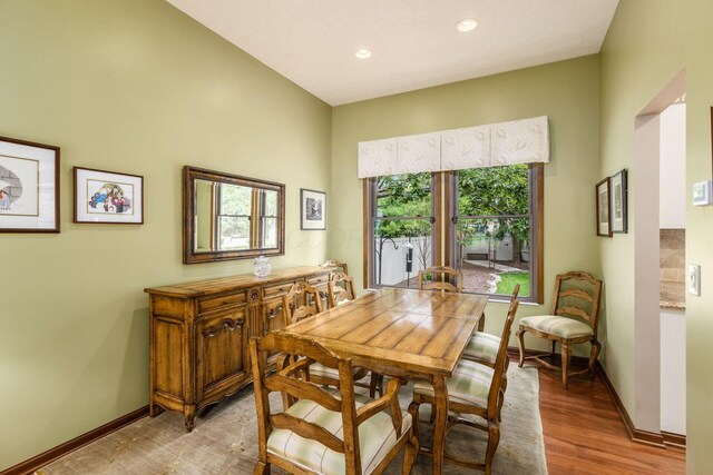 5584 Tangarey Ct, Columbus, OH 43235 - dining area featuring baseboards, recessed lighting, and light wood finished floors