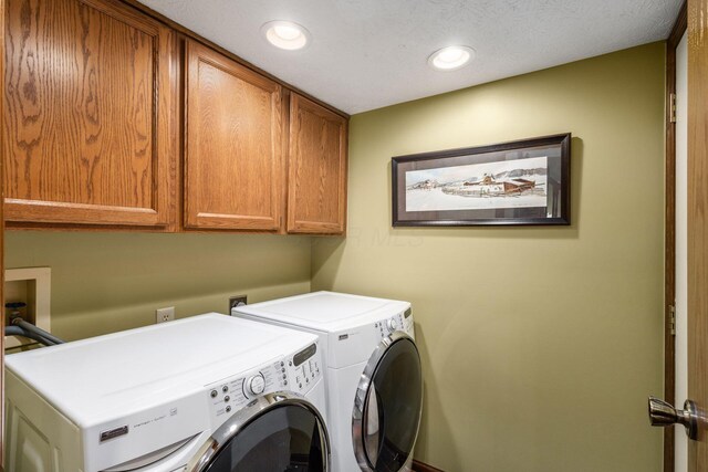 5584 Tangarey Ct, Columbus, OH 43235 - washroom featuring cabinet space, independent washer and dryer, and recessed lighting