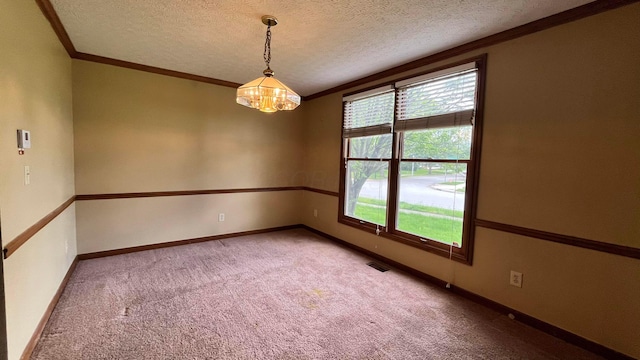 5459 Red Wynne Ln, Hilliard, OH 43026 - spare room with ornamental molding, light carpet, a textured ceiling, a chandelier, and baseboards