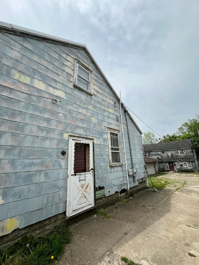 527 N 15th St, Coshocton, OH 43812 - view of back of property