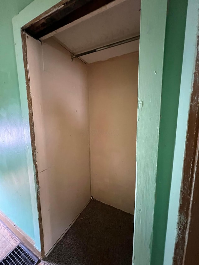 527 N 15th St, Coshocton, OH 43812 - view of closet
