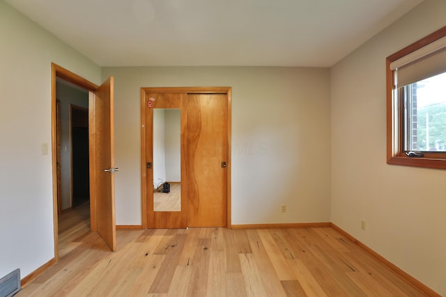 465 W Schrock Rd, Westerville, OH 43081 - unfurnished room featuring light wood finished floors and baseboards