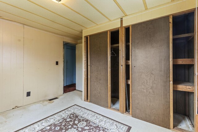11095 High Point Rd, Thornville, OH 43076 - unfurnished bedroom featuring wooden walls