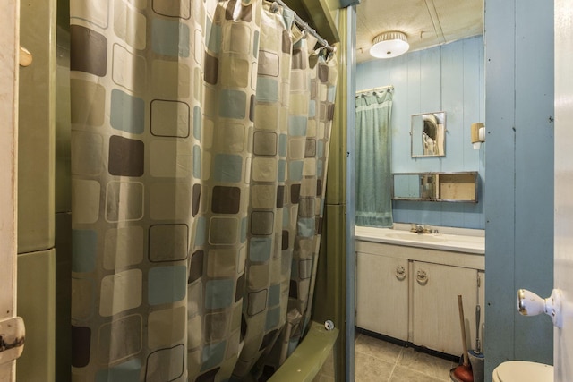 11095 High Point Rd, Thornville, OH 43076 - full bath featuring vanity, tile patterned flooring, and toilet