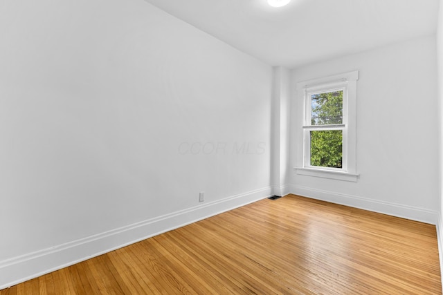 429 S Champion Ave, Columbus, OH 43205 - spare room featuring baseboards and light wood-style floors