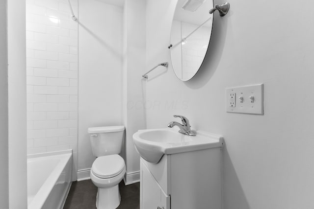 429 S Champion Ave, Columbus, OH 43205 - bathroom featuring vanity, toilet, tile patterned floors, and bathtub / shower combination