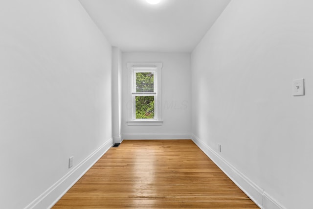 429 S Champion Ave, Columbus, OH 43205 - spare room with light wood-type flooring and baseboards