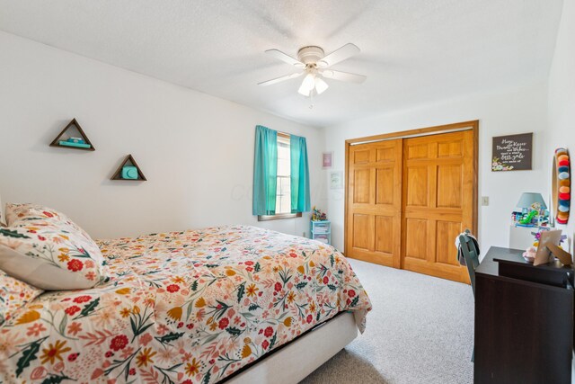 17994 Claypool Rd SE, Newark, OH 43056 - carpeted bedroom featuring a closet and ceiling fan