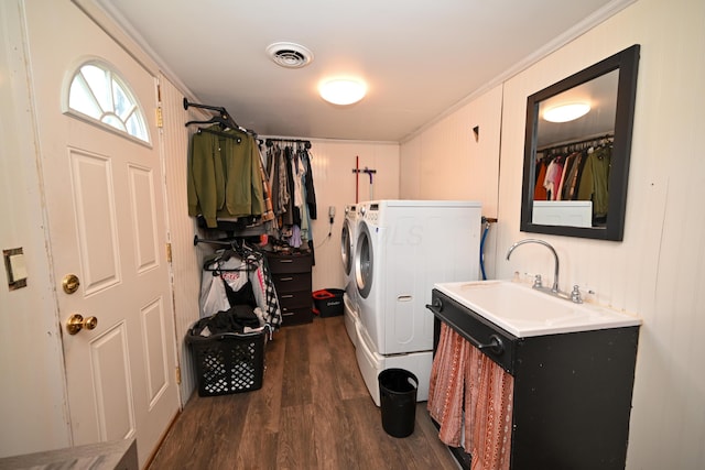 6566 S St, Marion, OH 43302 - laundry room featuring washer and dryer, dark wood finished floors, and ornamental molding