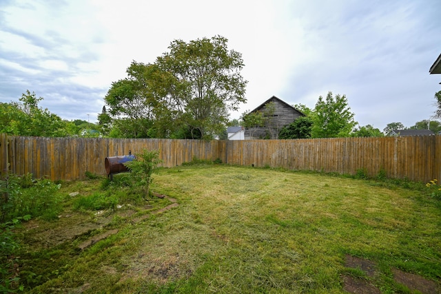 6566 S St, Marion, OH 43302 - view of yard