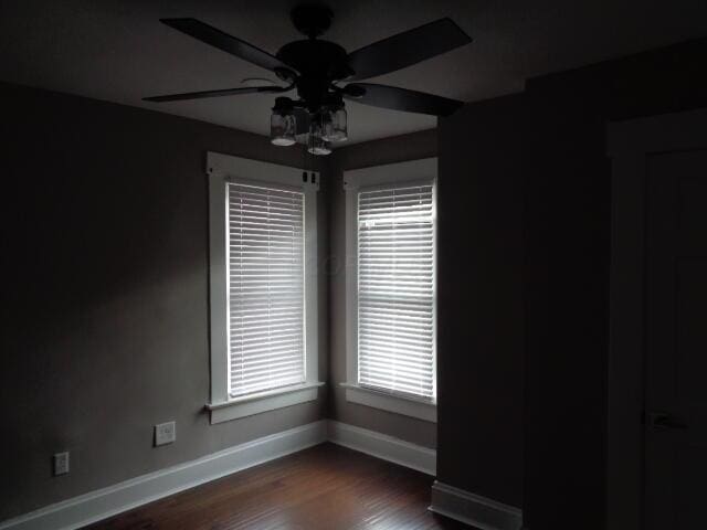 905-907 Beech St, Columbus, OH 43206 - empty room featuring baseboards, ceiling fan, and dark wood-style floors