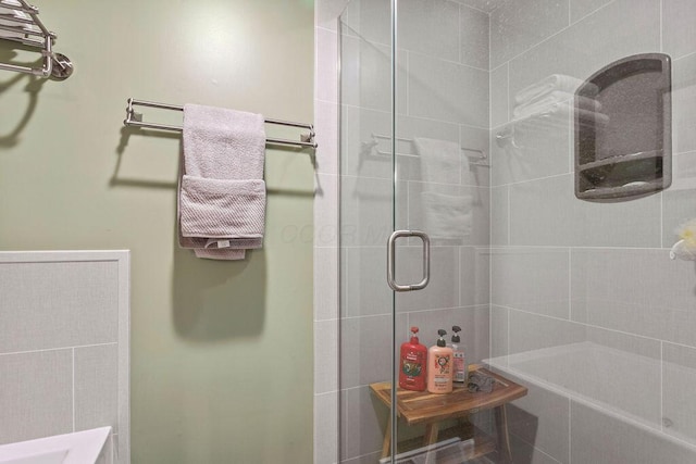 6799 Thrasher Ct, Orient, OH 43146 - bathroom featuring a shower stall