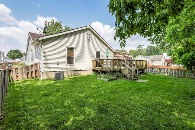1790 Jupiter Ave, Hilliard, OH 43026 - rear view of property featuring a deck