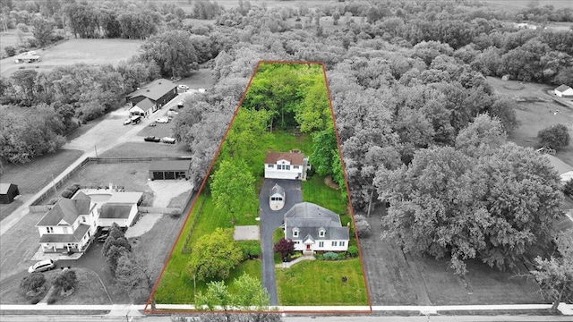 261 E Sandusky St, Mechanicsburg, OH 43044 - aerial view of property and surrounding area featuring property boundaries highlighted
