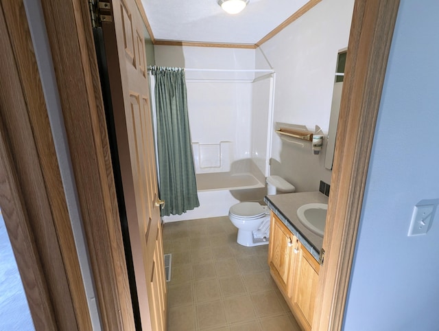 284 Camp Creek Rd, Lucasville, OH 45648 - bathroom with toilet, vanity, shower / bath combo with shower curtain, crown molding, and tile patterned flooring