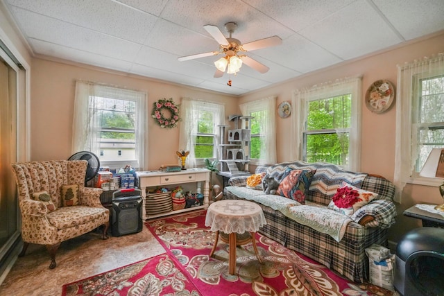 1235 Canteberry Ln, Mansfield, OH 44906 - living area featuring a ceiling fan