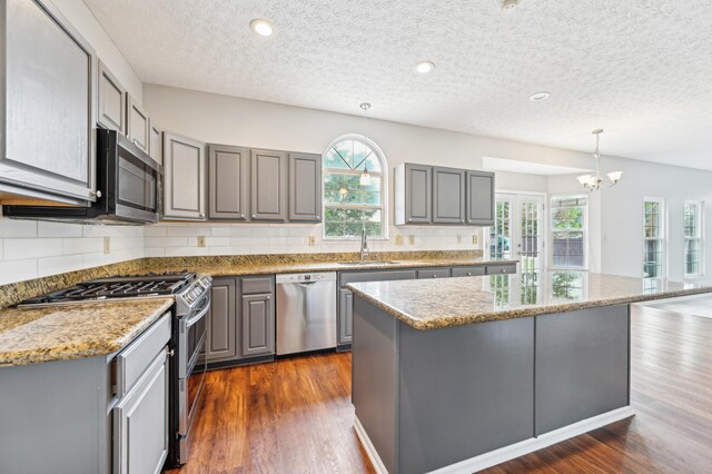 5650 Meadow Grove Dr, Grove City, OH 43123 - photo 19