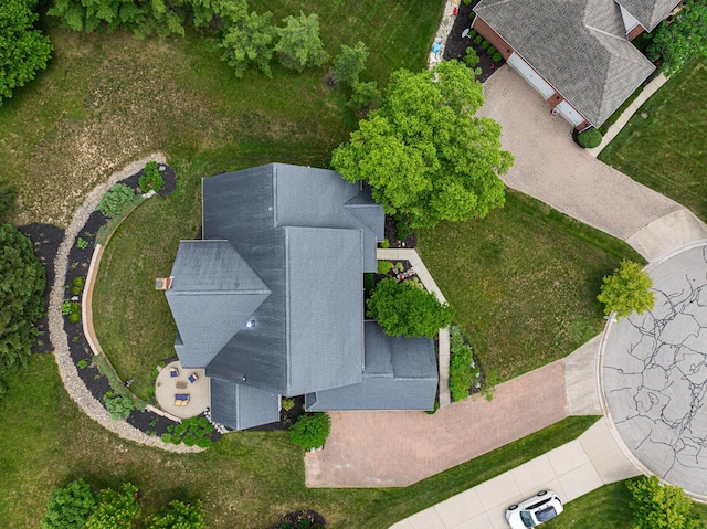 390 Engelwood Ct, Powell, OH 43065 - aerial view