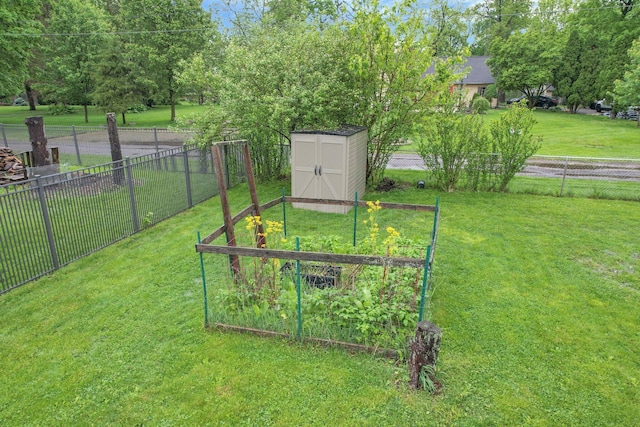 1200 Chanteloup Dr, Marion, OH 43302 - view of yard featuring a vegetable garden