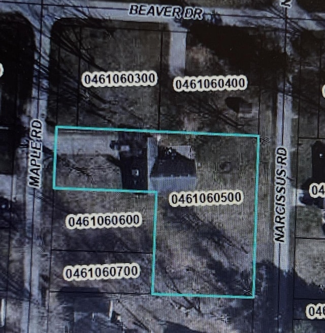13212 Maple Rd NE, Thornville, OH 43076 - aerial overview of property's location with property boundaries highlighted