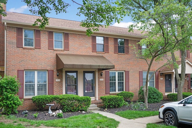 7914 Verandah Ct Unit 61, Powell, OH 43065 - multi unit property featuring brick siding