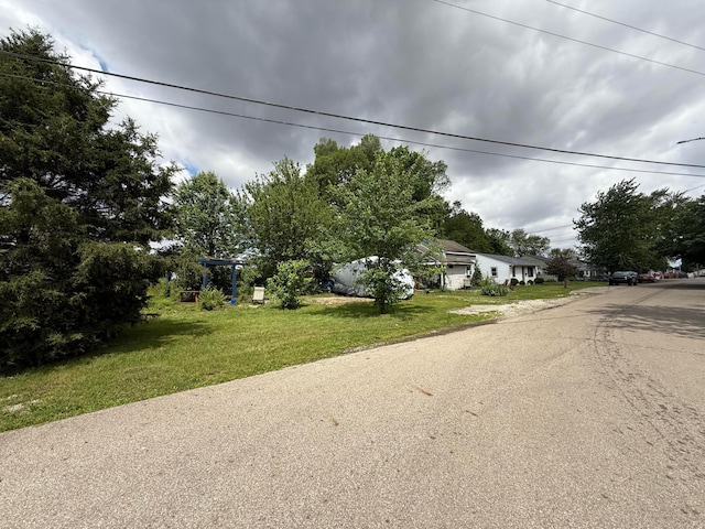 411 Hedges St, Ashville, OH 43103 - photo 2