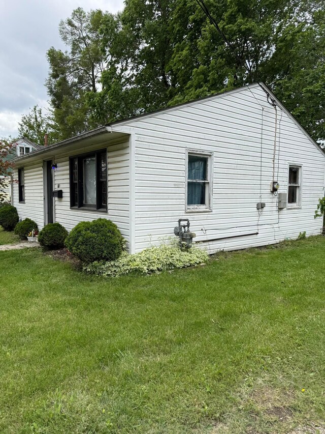 411 Hedges St, Ashville, OH 43103 - photo 5