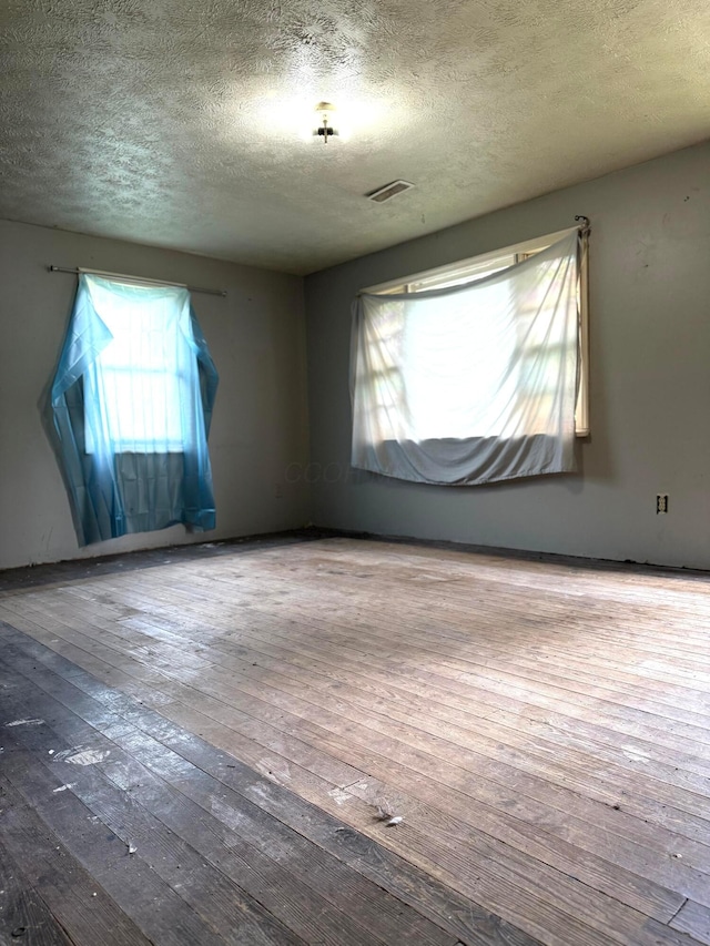 411 Hedges St, Ashville, OH 43103 - photo 10