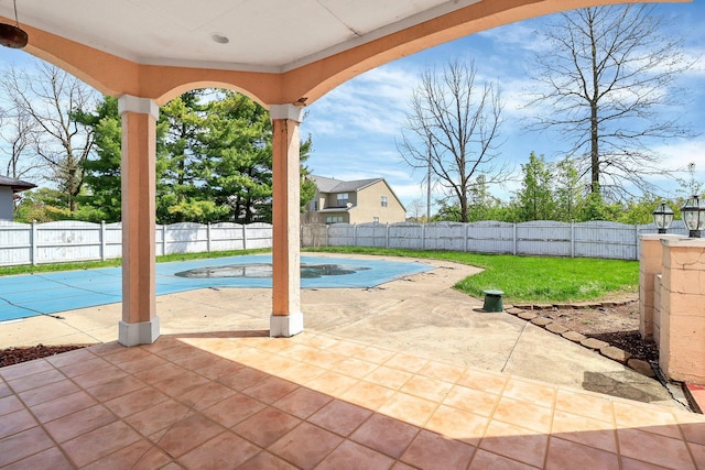 736 Eton St, Marion, OH 43302 - view of patio / terrace