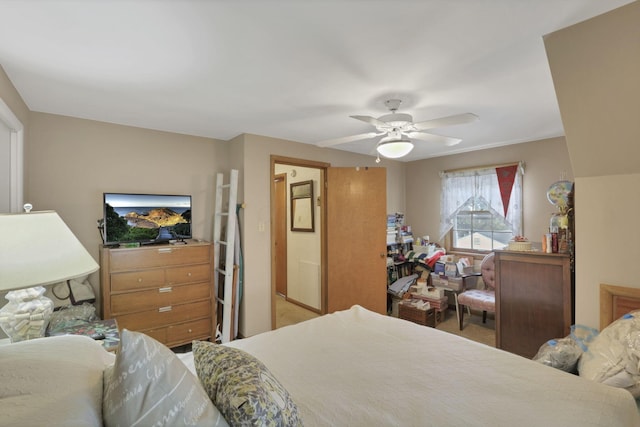 1470 Berkshire Rd, Columbus, OH 43221 - bedroom featuring ceiling fan
