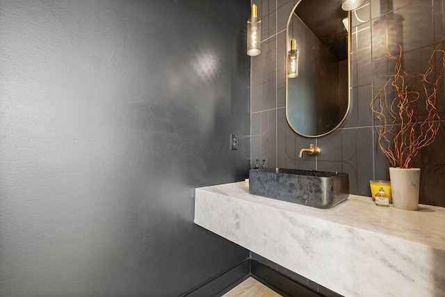 3318 S County Line Rd, Johnstown, OH 43031 - bathroom featuring a sink