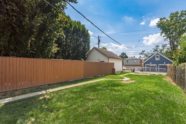 815 Hamlet St, Columbus, OH 43215 - photo 25