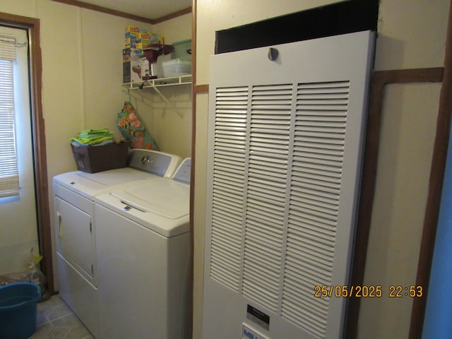 235 Parklawn Dr, Circleville, OH 43113 - laundry room featuring a heating unit and washer and dryer