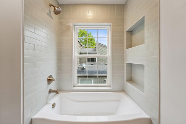 1884 W Lane Ave, Columbus, OH 43221 - full bathroom with shower / washtub combination