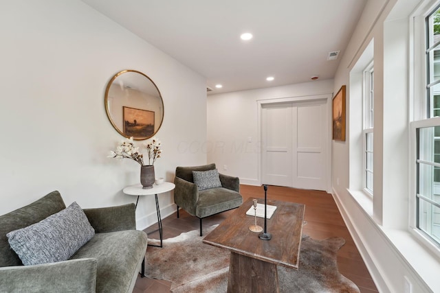 1884 W Lane Ave, Columbus, OH 43221 - living area featuring plenty of natural light, recessed lighting, wood finished floors, and baseboards