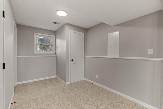 314 Willow Run Ln, Delaware, OH 43015