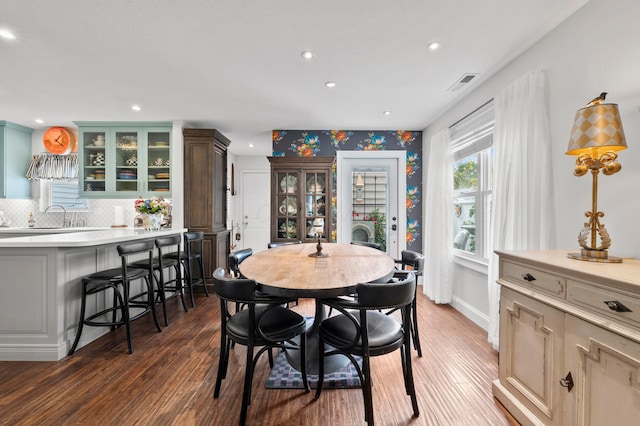 4088 Sweet Shadow Ave, Columbus, OH 43230 - dining area featuring wood finished floors, recessed lighting, and baseboards