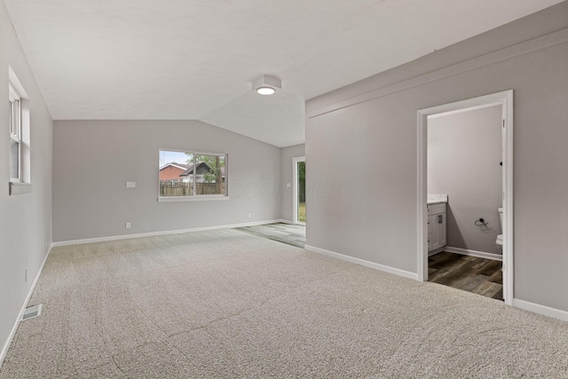 4778 Hafey Ave, Columbus, OH 43228 - unfurnished room featuring carpet and lofted ceiling