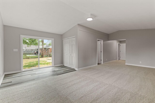 4778 Hafey Ave, Columbus, OH 43228 - unfurnished room featuring vaulted ceiling and carpet