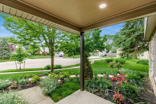 1672 Flat Rock Ct, Columbus, OH 43235 - view of patio
