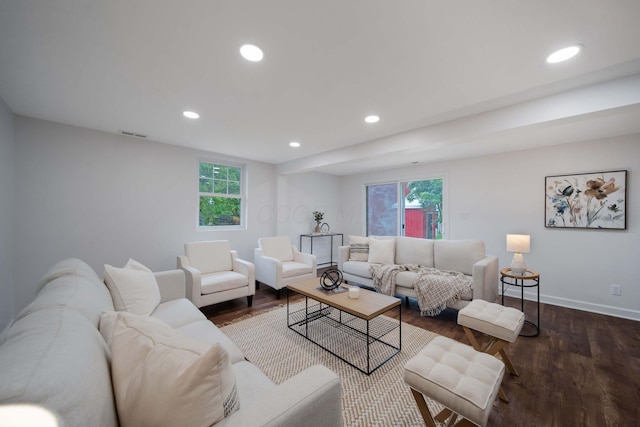 13404 Maple Rd NE, Thornville, OH 43076 - living area featuring baseboards, wood finished floors, and recessed lighting
