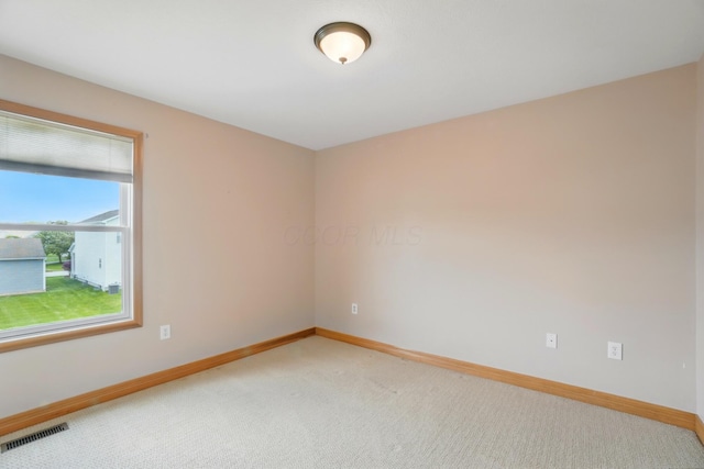 790 Salinger Dr, Lithopolis, OH 43136 - unfurnished room with baseboards and light colored carpet