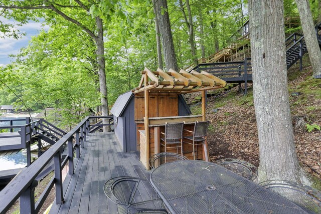 510 Natchez Ln, Sugar Grove, OH 43155 - deck with outdoor dining space